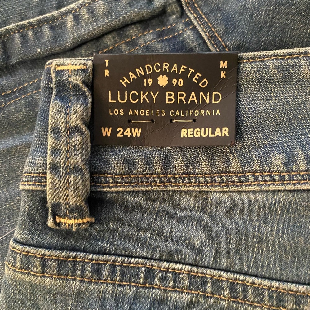 Lucky Brand Georgia Straight Jeans - Picture 7 of 11